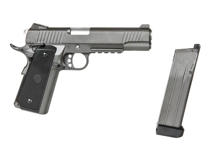replika-pistoletu-g192-marka-inna