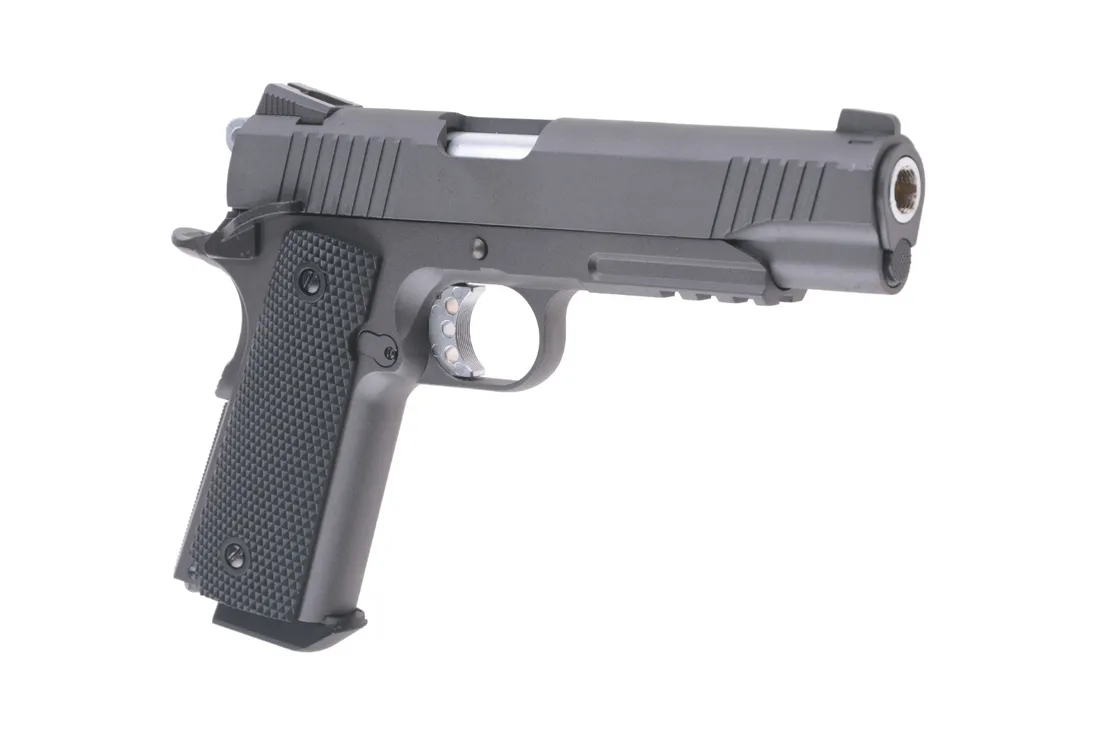 replika-pistoletu-g194