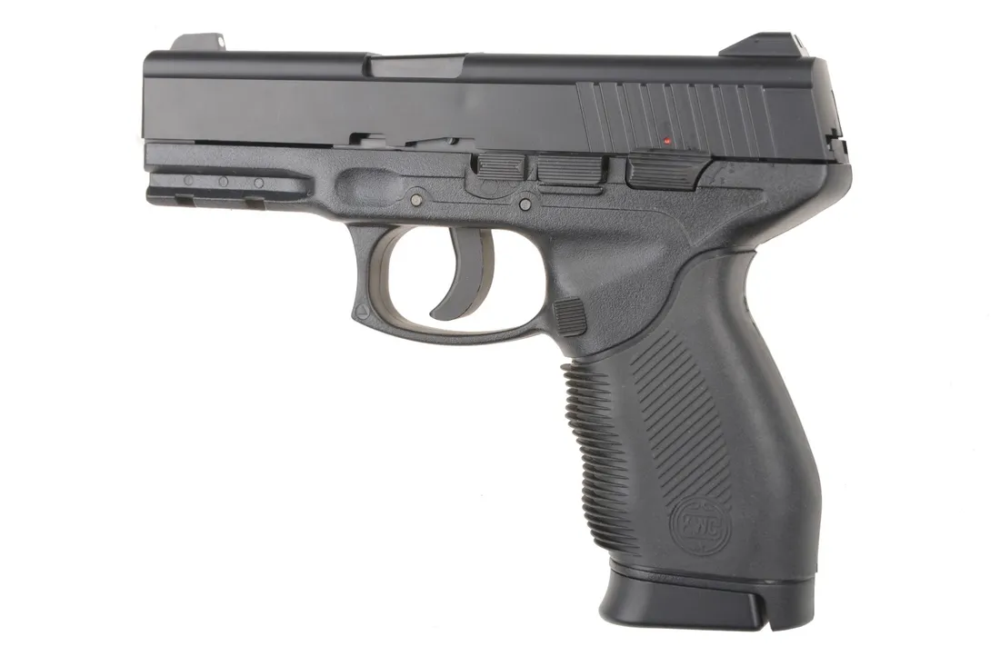 replika-pistoletu-model-24-7