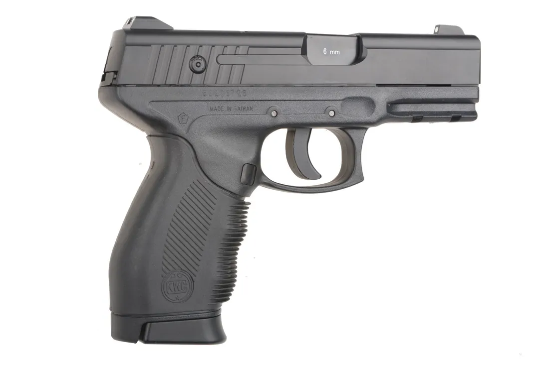 replika-pistoletu-model-24-7