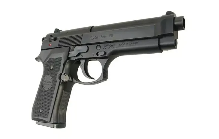 replika-pistoletu-m92fs-zasilanie-sprezynowe