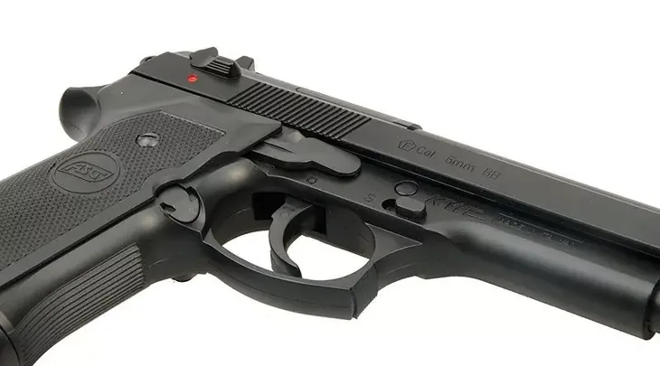 replika-pistoletu-m92fs-stan-nowy-marka-asg