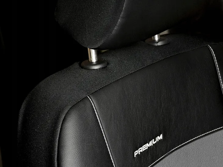 pokrowce-dopasowane-do-ford-focus-3-2011-r-material-material-tapicerski