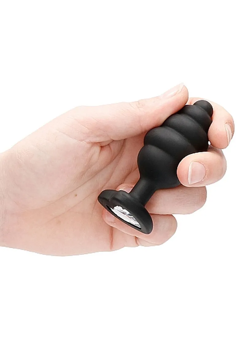 large-ribbed-diamond-heart-plug-black