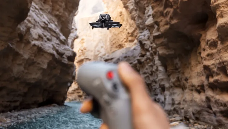 dron-dji-avata-bez-kontrolera-kod-producenta-dji-model-fpv-stan-nowy