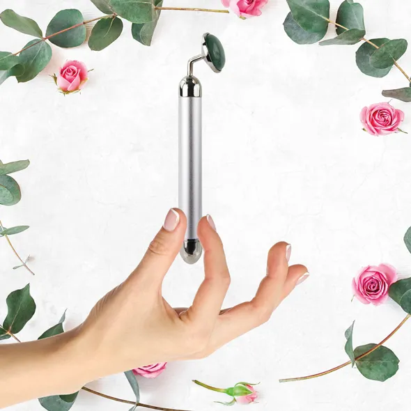 la-gemmes-lay-on-vibrator-jade