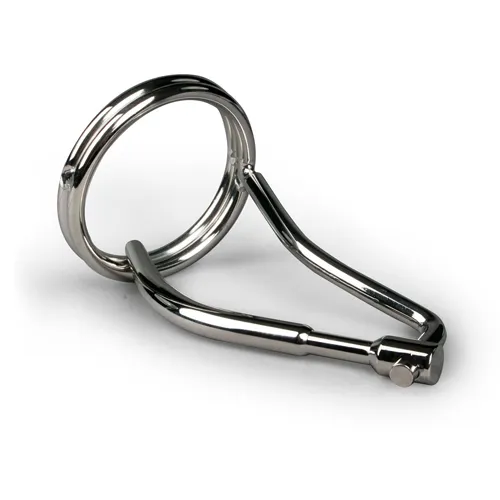 penis-cage-with-penis-plug