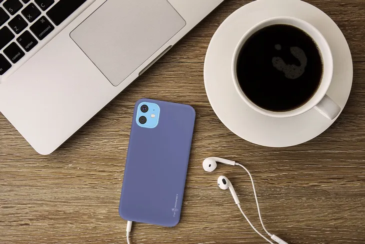 etui-do-iphone-11-case-twardowsky-hole-szklo-stan-nowy-przeznaczenie-apple