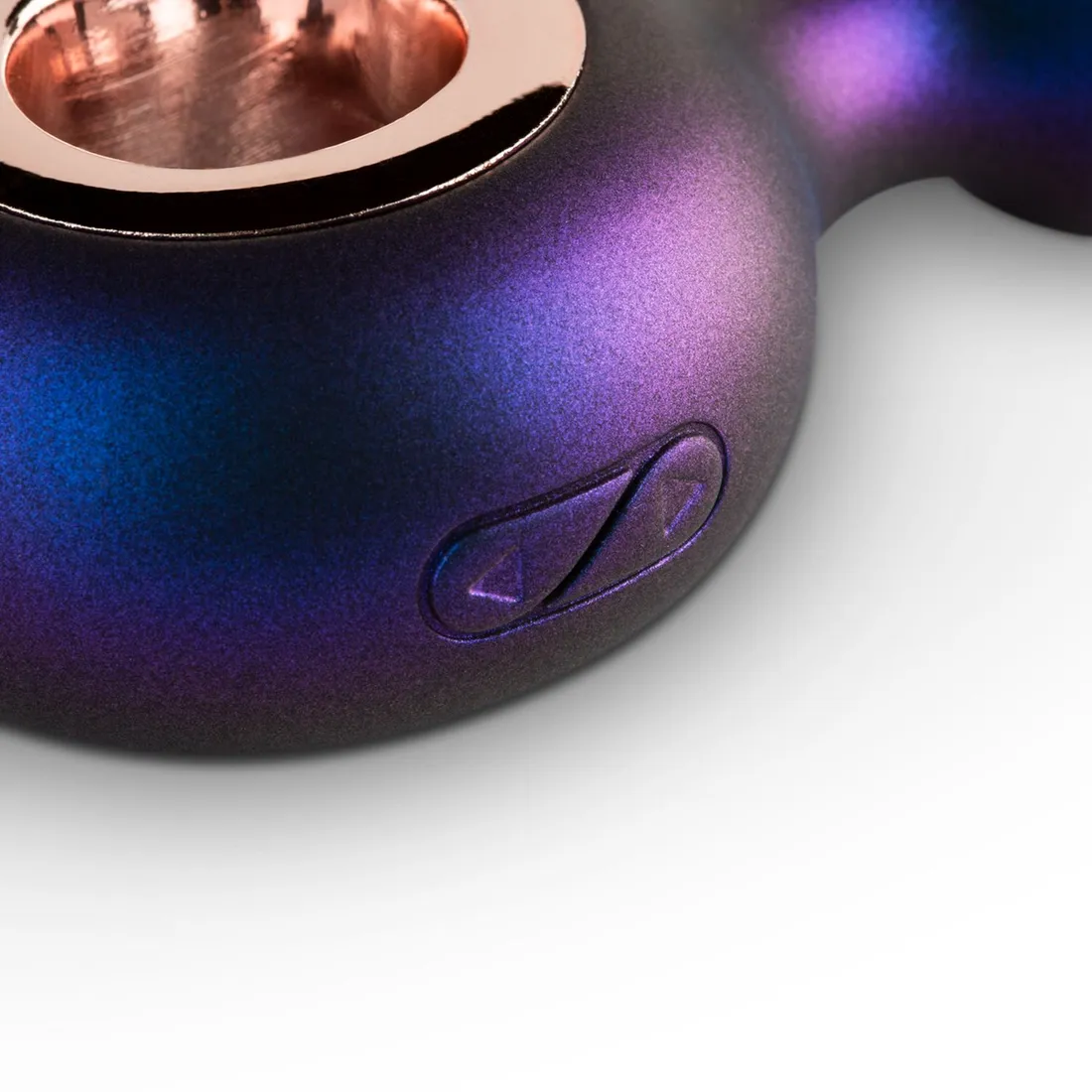 hueman-deep-space-vibrating-anal-plug