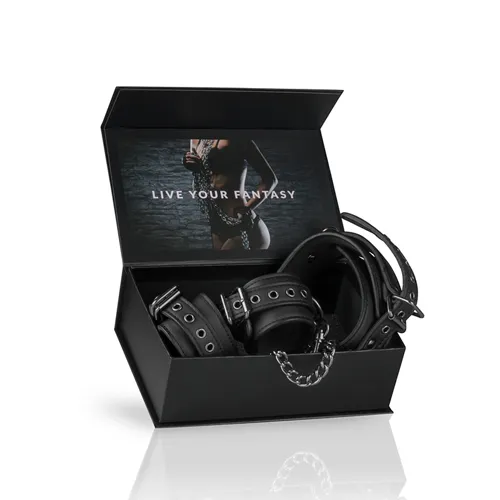 kajdanki-leather-collar-with-handcuffs