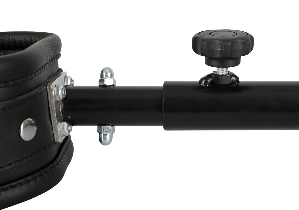 leather-spreader-bar