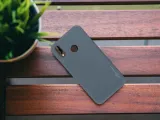etui-do-huawei-p20-lite-case-twardowsky-hole-szklo-stan-nowy-typ-plecki