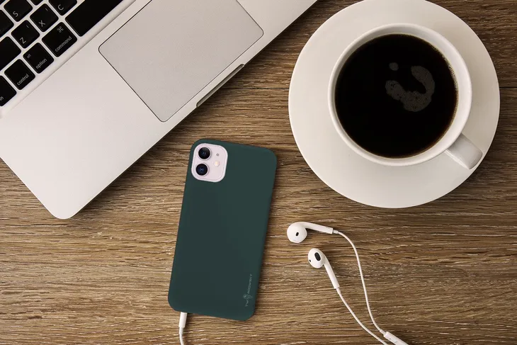 etui-do-iphone-11-case-twardowsky-hole-szklo-stan-nowy-przeznaczenie-apple