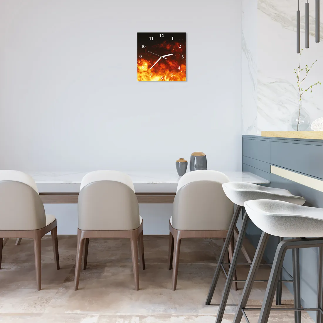 zegar-scienny-cichy-plomienie-30x30
