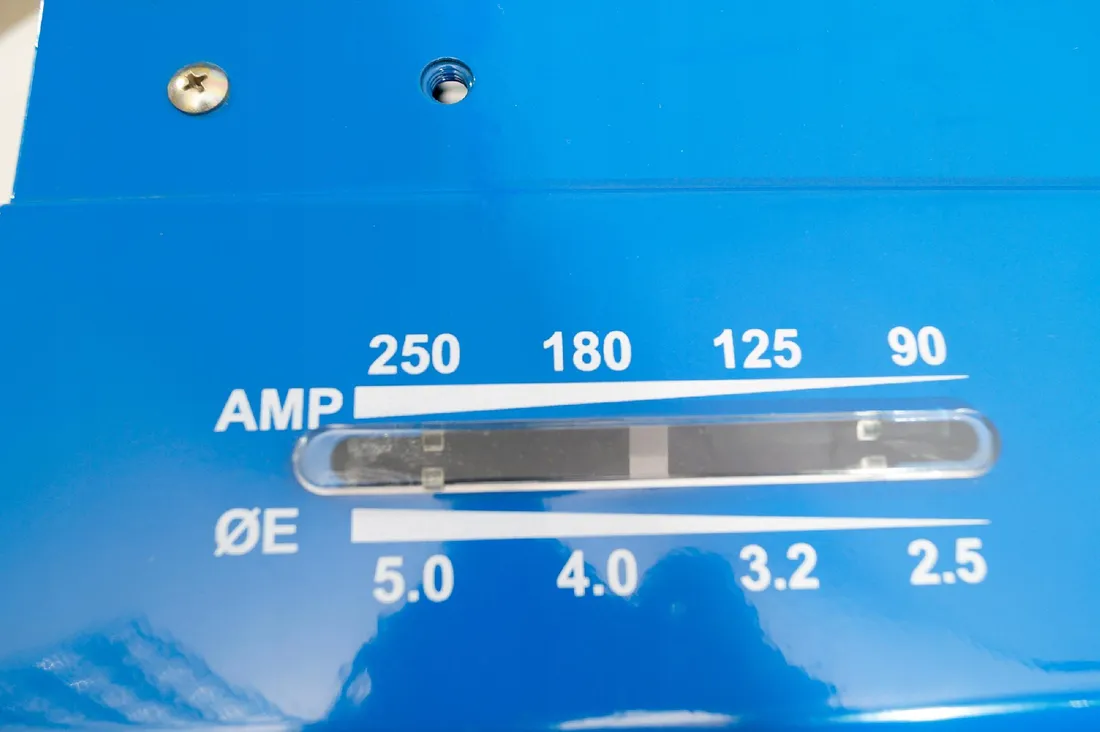 dedra-spawarka-transformatorowa-250a-230-400-v