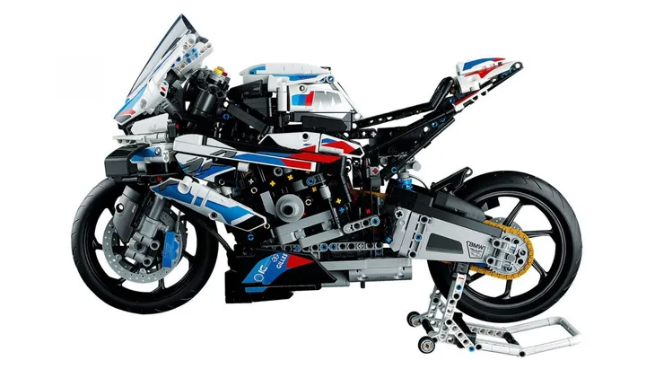 lego-42130-technic-bmw-m-1000-rr-wiek-dziecka-brak-informacji