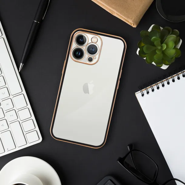 futeral-lux-do-iphone-13-pro-czarny-stan-nowy-waga-z-opakowaniem-0-3-kg