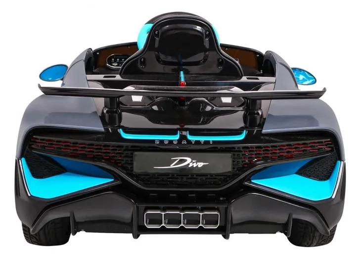 pojazd-bugatti-divo-szary-stan-nowy