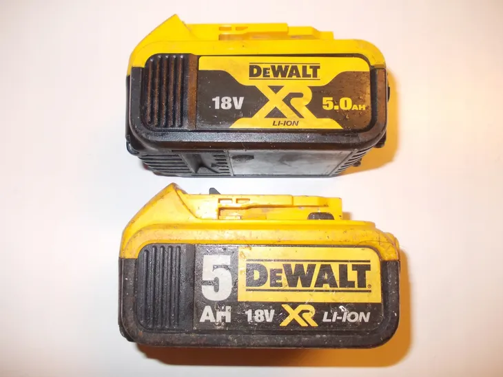 dewalt-akumulator-xr-zasilanie-inne-stan-nowy
