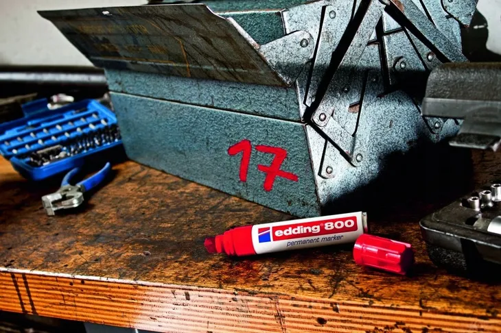 marker-permanentny-edding-800-sciety-czerwony-x2-rodzaj-permanentny