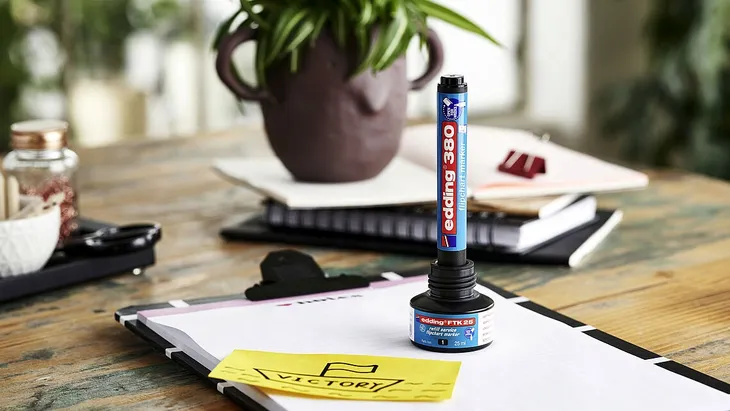 marker-do-tablic-flipchart-edding-380-czerwony-x3-liczba-sztuk-w-opakowaniu-1