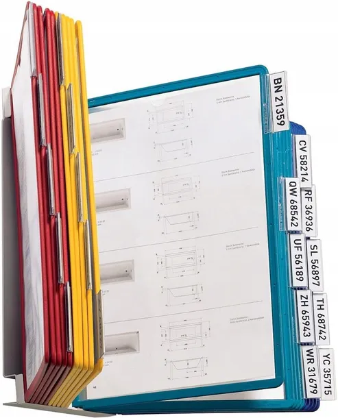 uchwyt-scienny-z-10-panelami-prezentacyjnymi-marka-inny
