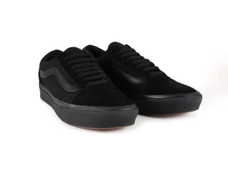 buty-vans-classic-comfycush-old-skool-black-43-marka-vans