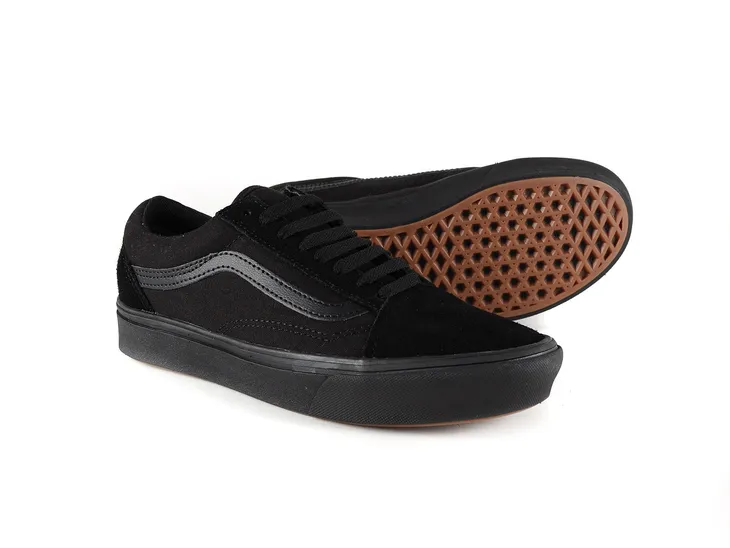 buty-vans-classic-comfycush-old-skool-black-43-kolor-czarny