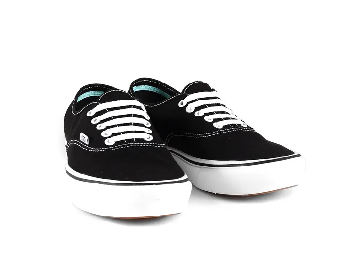 buty-vans-classic-comfycush-authentic-black-true-white-44-marka-vans