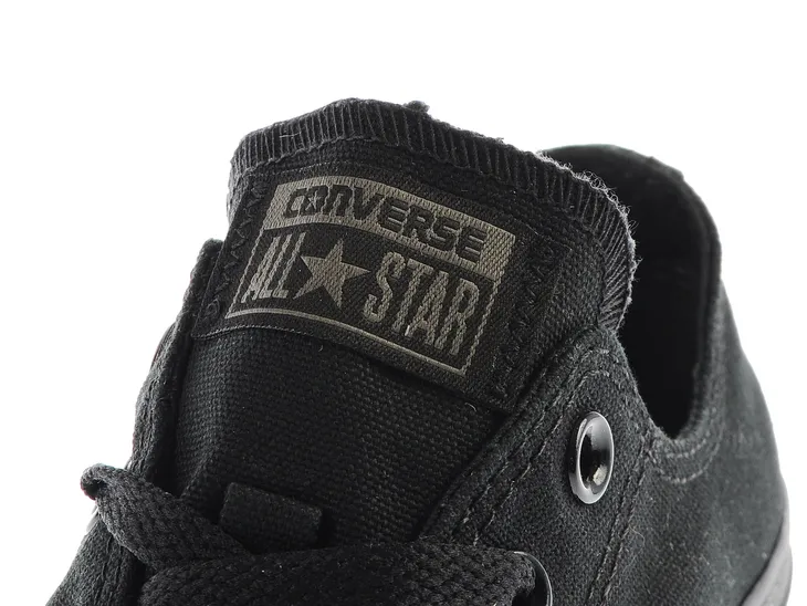 converse-m5039-black-mono-375-zapiecie-sznurowane