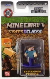 mini-figurka-minecraft-steve-iron-pickaxe