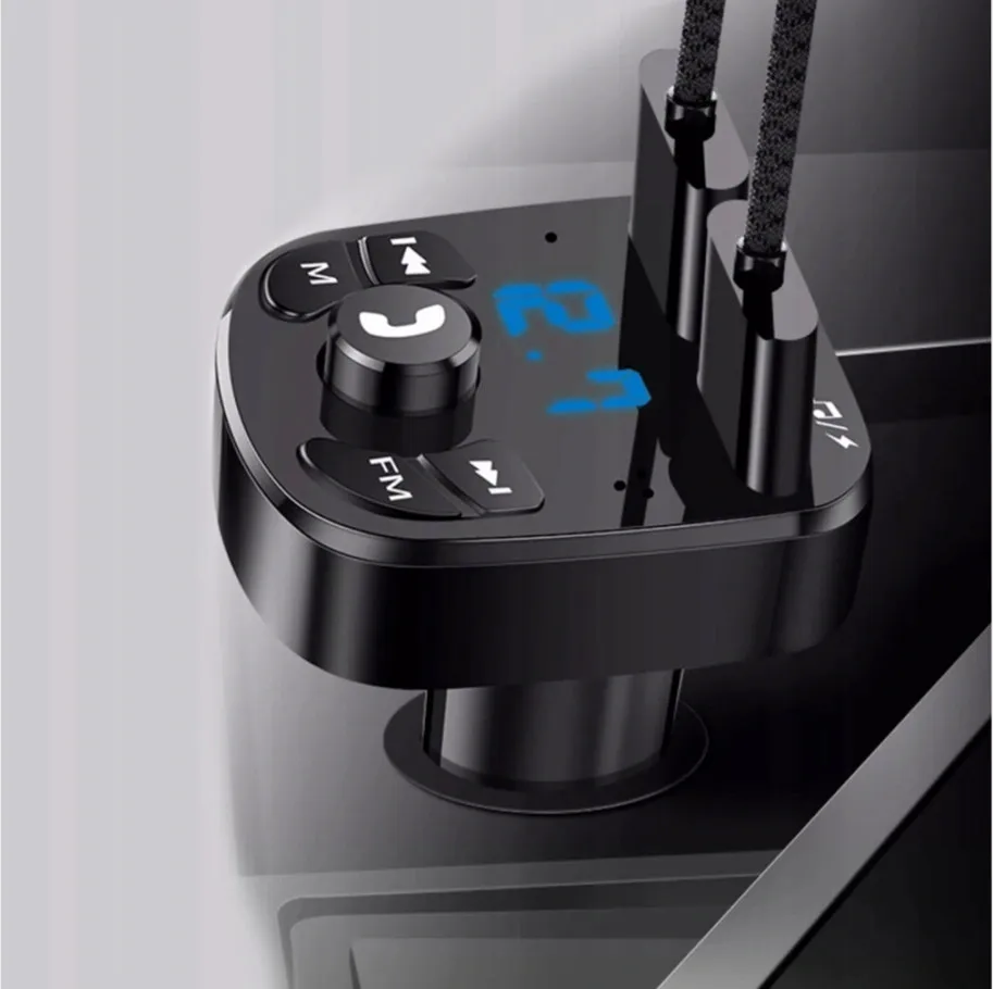 transmiter-samochodowy-bluetooth-fm-mp3-2xusb