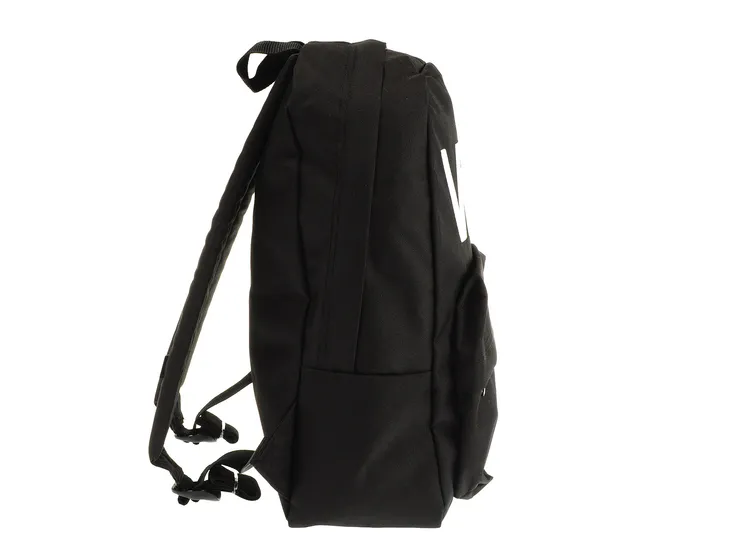new-skool-backpack-black-white-marka-vans