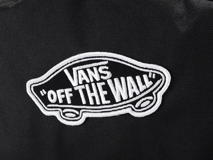 plecak-vans-realm-backpack-black-cechy-dodatkowe-brak