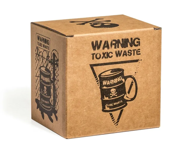 kubek-toxic-waste-stan-nowy-kod-producenta-5903181010545