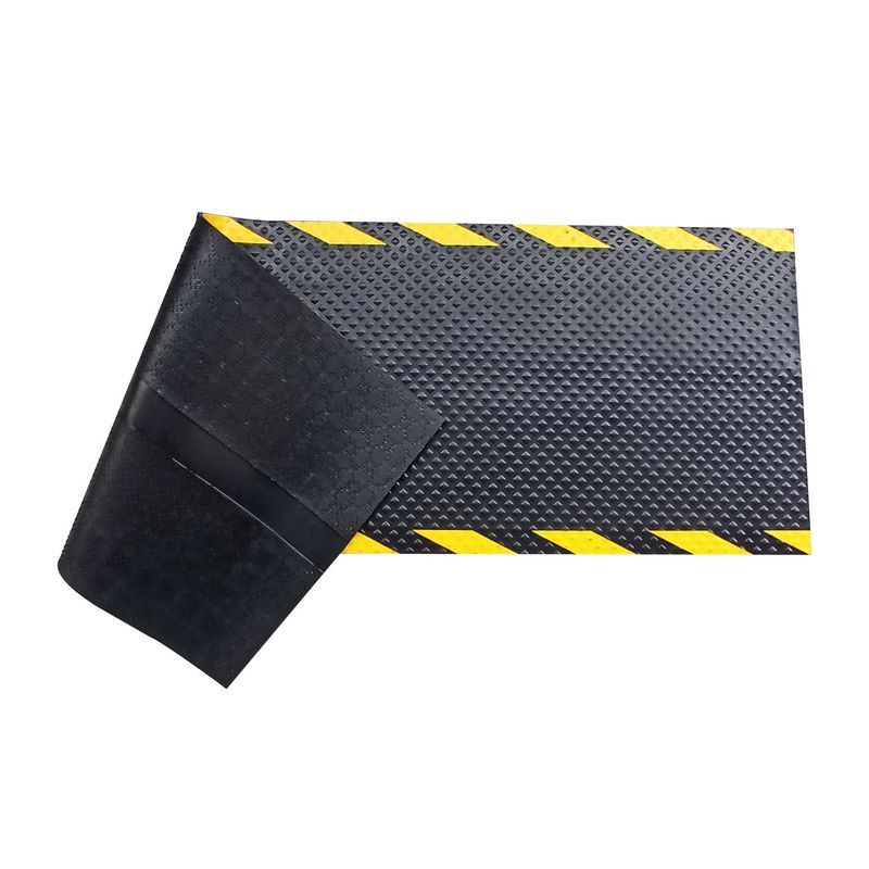 Gumowa osłona kabli próg najazd kablowy CableMat Rubber Top 40x120 cm