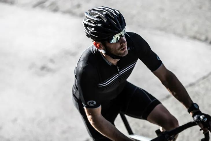 rogelli-tecta-ultralekki-kask-rowerowy-stan-nowy-marka-inna-marka