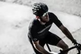 rogelli-tecta-ultralekki-kask-rowerowy-stan-nowy-marka-inna-marka