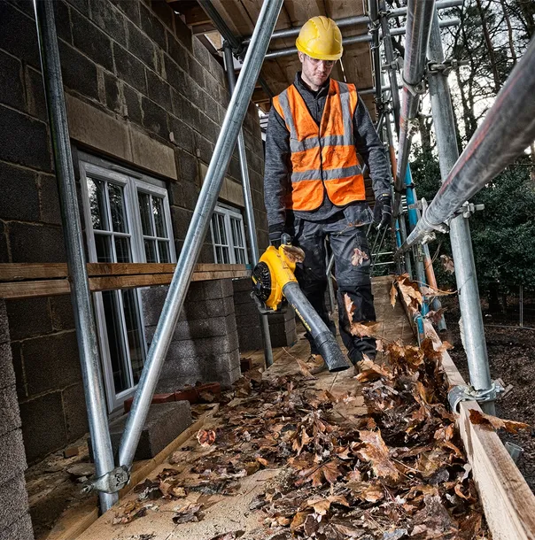 dmuchawa-do-lisci-dewalt-flexvolt-dcm572n-xj-zasilanie-akumulatorowe