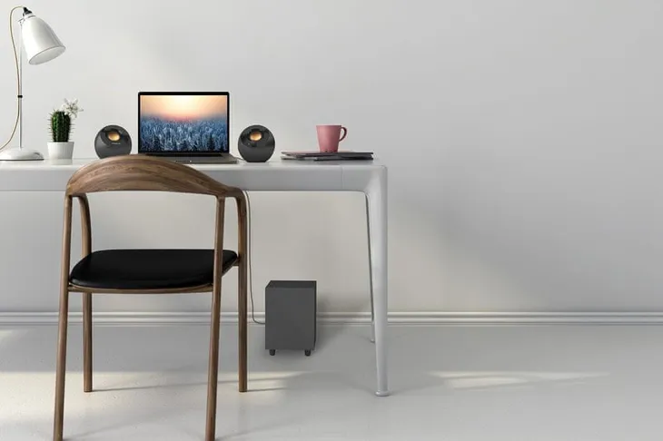 glosniki-creative-pebble-plus-2-1-czarne-rodzaj-zestawu-2-1