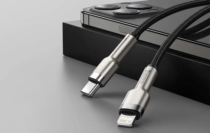 kabel-usb-do-lightning-baseus-cafule-2-4a-025m-czarny-stan-nowy-marka-baseus