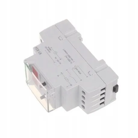 regulator-temperatury-fandf-rt-826