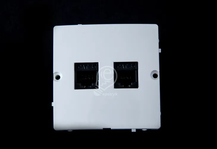 simon-basic-gniazdo-komputerowe-rj45-pod-5e-biale-liczba-gniazdek-2