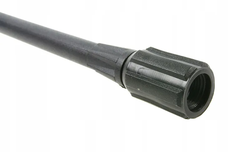 przedluzka-lancy-opryskiwacza-06m-60cm-waga-z-opakowaniem-0-15-kg