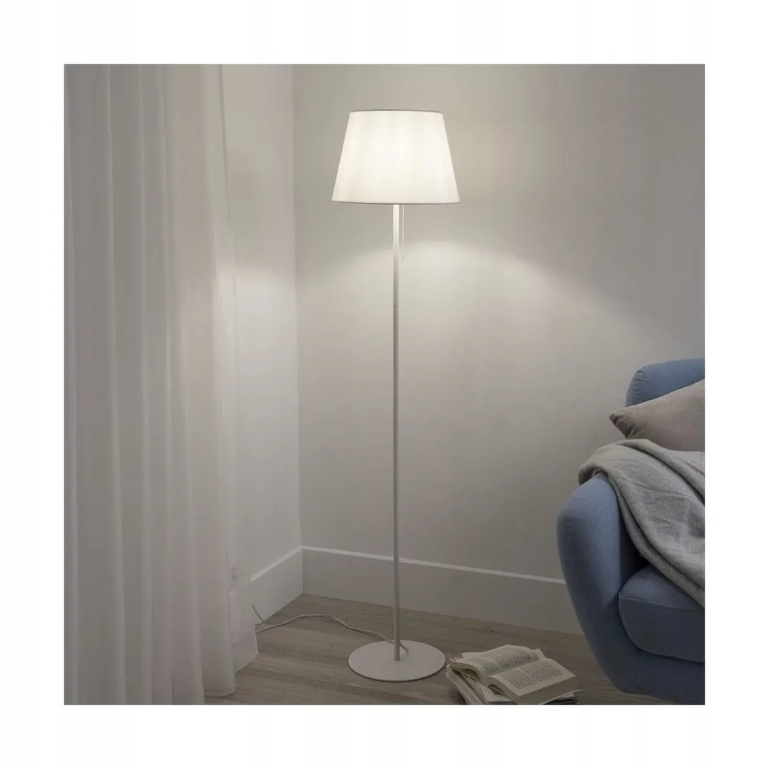 lampa-podlogowa-junon-biala-e27-inspire