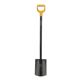 szpadel-fiskars-solid-prosty