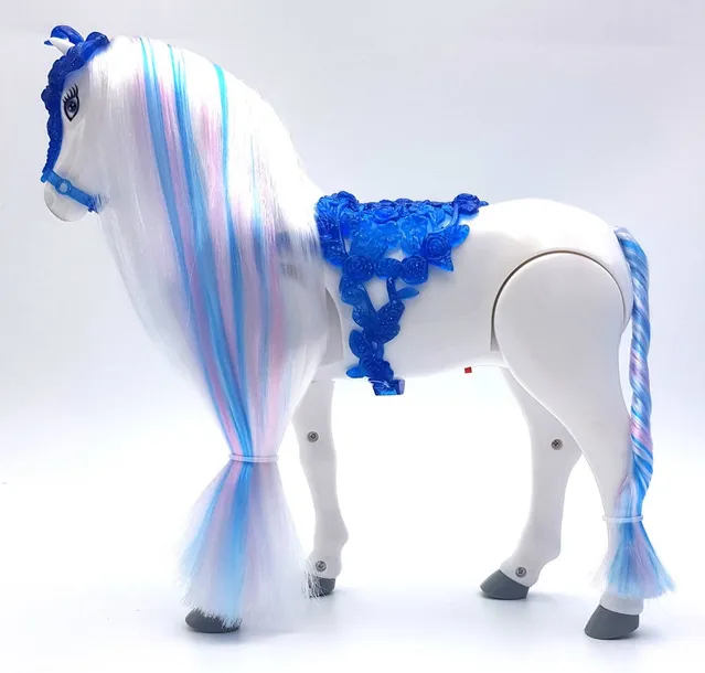 konik-illusion-state-02440-norimpex-material-plastik
