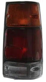opel-campo-isuzu-pickup-lampa-tylna-prawa-depo