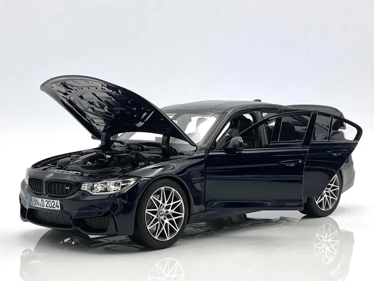 bmw-m3-competition-2017-norev-1-18-stan-nowy-stan-zlozenia-calosc-die-cast
