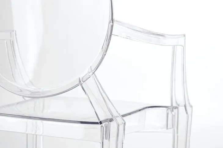 2-krzesla-louis-ghost-transparentne-wysokosc-siedziska-49-cm